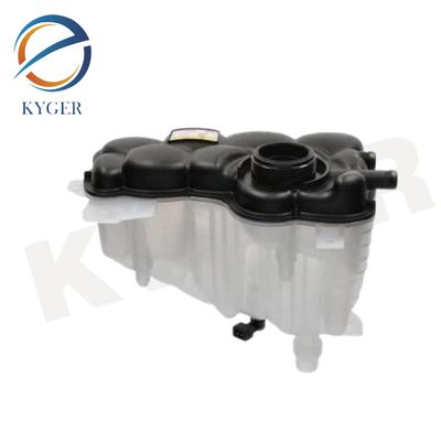 kopen KYGER Autodeel T2H19682 Auto Motor Koelmiddel Terugwinning Expansion Tank Radiator Flasje Voor Jaguar XE X760 XF X260 T2H4044 online vervaardiging