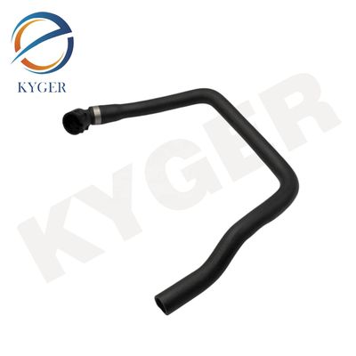 kopen Autoonderdelen Radiator slangen Waterpomp Inlaat slang 64216928590 Voor BMW 1e serie E81 3e serie E90 E91 X1 E84 2009-2015 6421 6928 590 online vervaardiging