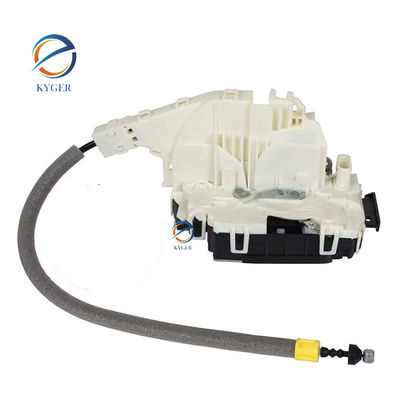 kopen 2047201535 Auto Part Door Lock  204 720 15 35 A2047201535 for Mercedes Benz W211 W212 Factory Direct Sale Car Accessories online vervaardiging
