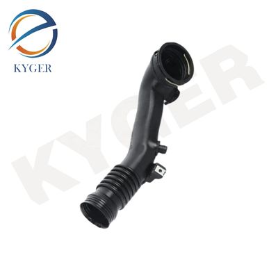 1371 7609 811 Automotorsystemen Rubber luchtinlaatslang Turbo-oplader Intercooler slang 13717609811 13717588268 Voor BMW F10 F07